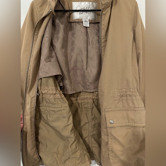 Coach Lightweight Hooded Jacket Size Small - Picture 3 of 16